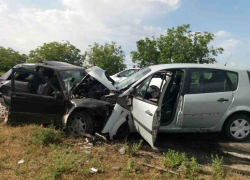 Два человека погибли и тяжелые травмы получила беременная женщина в ДТП