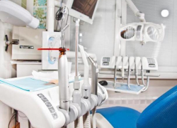 Кража со взломом: рецидивист совершил похищение прибора из стоматологического кабинета в Бельцах