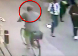 Рецидивист на велосипеде поймался в камеру наблюдения и был схвачен в столице