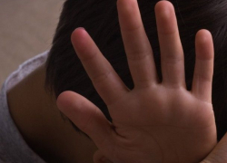 Девятилетнего мальчика два года насиловали подростки