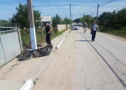 Молодой молдаванин на мотоцикле врезался в столб и погиб