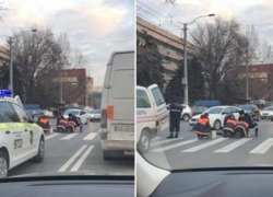 В Кишиневе человеку стало плохо посреди дороги