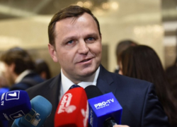 Нэстасе в шоке: как партия Санду не голосует за человека Санду?!