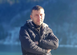 Одного из руководителей PAS изгнали по электронной почте