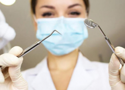 Лучше с больными зубами, но сэкономить. Жители Молдовы из-за пандемии все реже ходят к стоматологу