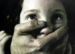 32-летний мужчина два месяца насиловал 9-летнюю дочь своей сожительницы 