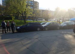 Цепная авария по улице Албишоара - пострадали несколько автомобилей