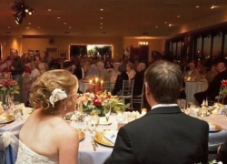 Свадьба в столичном ресторане закончилась отравлением взрослых и детей