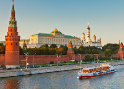 Гражданин Молдовы упал в Москва-реку, продержался на плаву семь минут и погиб