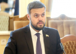 Депутат Госдумы России: если Санду приедет в Москву, ее недвусмысленно спросят о решении КС