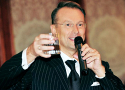 «Бандиты с обезьяньими повадками»: известный шоумен возмутился, как украинцев показывают в США