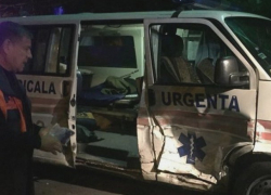 В жуткой аварии пострадала столичная бригада скорой помощи  