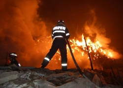 Смертельный пожар в Единцах: мужчина заживо сгорел в своем доме 