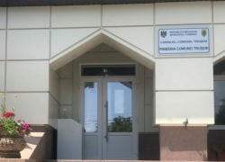 Вымогателей из примэрии Трушен поместили под арест на 30 суток 