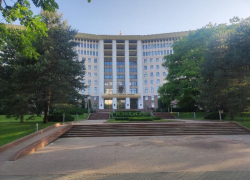 В Молдове опубликован список новых депутатов: кто они и чем занимались раньше