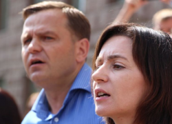 Игорь Додон: Лидеры АКУМ Нэстасе и Санду хотят избавиться друг от друга