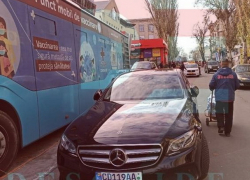 Полицейский вел себя агрессивно – в посольстве Венгрии возмущены поведением инспектора