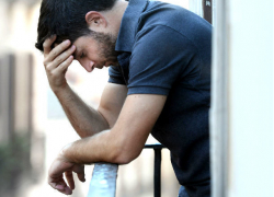 Смертельный прыжок: молодой человек запил водку соком и рухнул с балкона 12-го этажа в Бендерах 