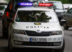 В Хынчештах малолетки избили и ограбили 56-летнего мужчину