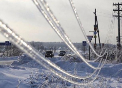 Жители 11 населенных пунктов остались без электричества из-за снегопада 