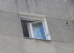 Смертельное падение ребенка с шестого этажа произошло в Бельцах