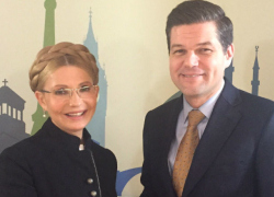 Украинцы высмеяли «силиконовое омоложение» Юлии Тимошенко и ее приставания к американским мужчинам