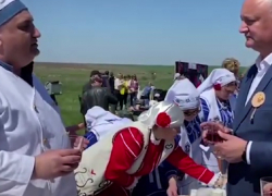 Додона на «ура» встретили в Гагаузии