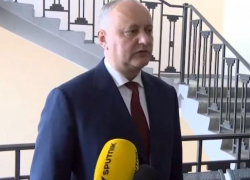 Санду спекулирует заявлениями о дестабилизации, она пытается спасти свой рейтинг и должна уйти в отставку – Додон