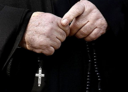 Священник избил полицейского из-за штрафа за неправильную парковку