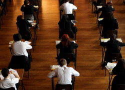 Экзамены БАК не сдали около 8% учеников