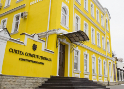 У судей КС будут не только огромные зарплаты, но и солидные пенсии