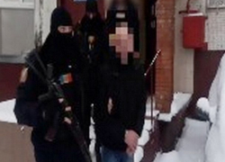 Рецидивист избил и ограбил мужчину, который зашел в его квартиру в Кишиневе