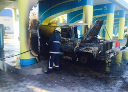 В Бельцах на газозаправочной станции загорелся молоковоз