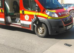 Мчавшие к новорожденному медики скорой помощи насмерть сбили ребёнка на зебре