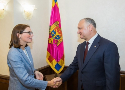 Игорь Додон встретился с госсекретарем МИД Франции