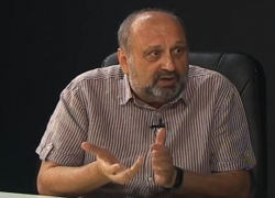 Андриевский, подвязавшись "топить" за Санду и Усатого, русофобствует всласть