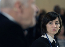 На Санду продолжают сыпаться поздравления со стороны американских «ястребов»