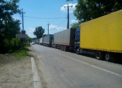 На таможне Скулень уже сутки простаивают более 60 фур