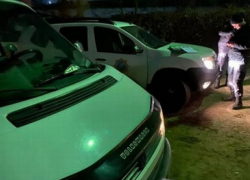 В Хынчештском районе задержан микроавтобус с незаконно вырубленной древесиной