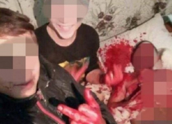 В Хынчештах подростки вымазались кровью убитого ими мужчины и сделали радостное селфи