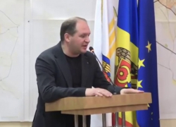 Где деньги? Генпримар заявил о сомнительных решениях властей 