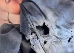 В столице мужчина бросил петарду в девушку и сжег ей пальто