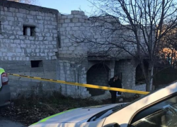 В соцсети опубликованы видео из здания в Страшенах, где найдено тело девочки