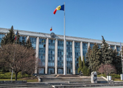Правительство и КС - кластеры схем, разрушающих Молдову