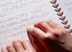 Голосовать на парламентских выборах можно будет на ощупь 