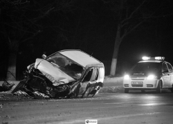 Вечернее ДТП на Ботанике: чудом никто не пострадал