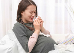 Беременную женщину с кровотечением врач отправил в роддом пешком: ребенок погиб