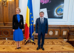 Парламент Молдовы договорился с Румынией бороться с «российской пропагандой»