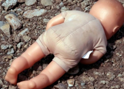 В Хынчештском районе на сельской свалке нашли тело младенца