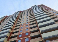 При падении с 22-го этажа жилого дома на Ботанике погибла женщина 